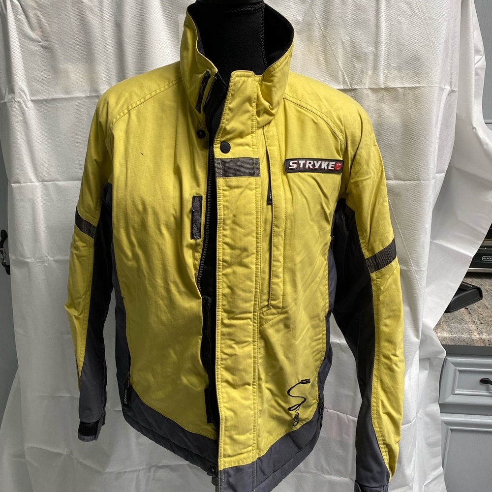 Stryke by Spyder kids ski jacket